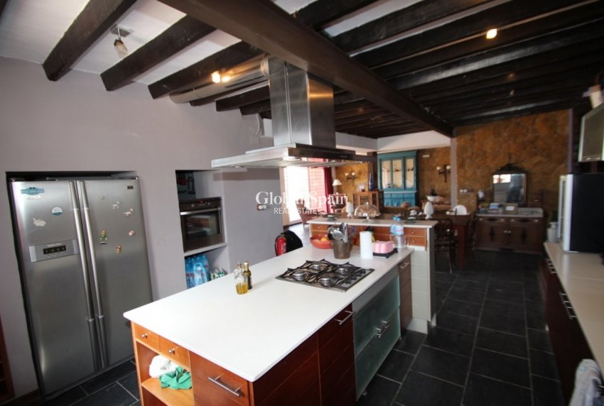 Wiederverkauf - Landimmobilie/Finca -
ORIHUELA - Torremendo