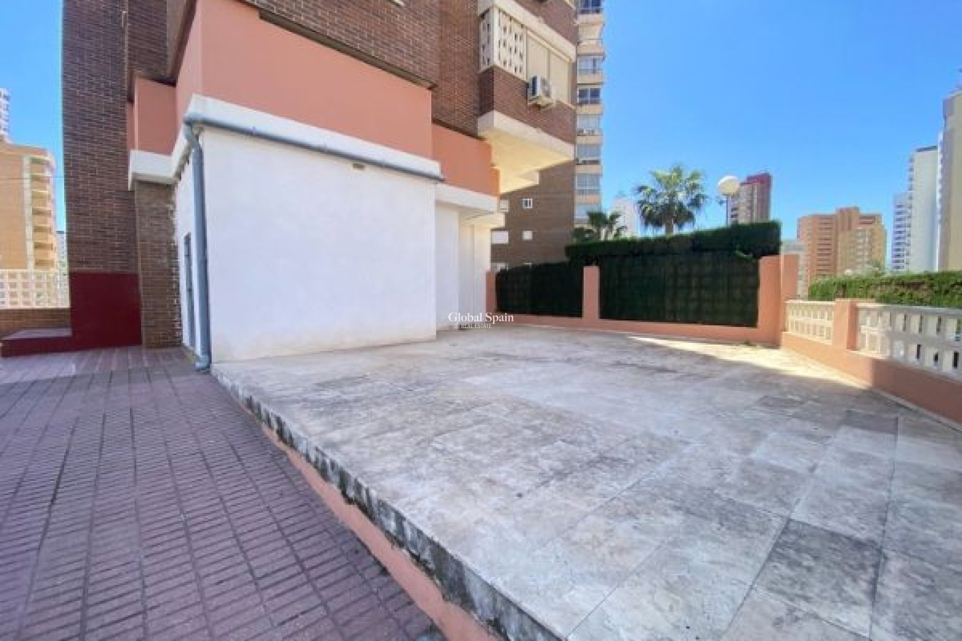 Wiederverkauf - Lokal -
BENIDORM - Levante