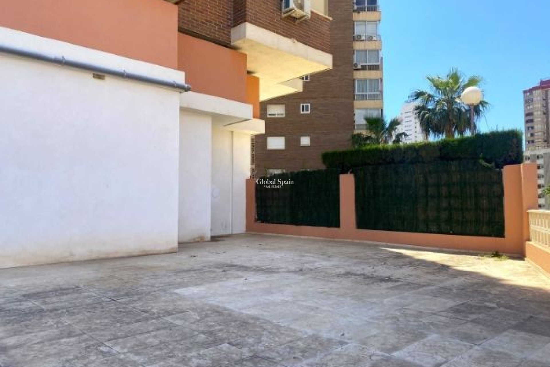 Wiederverkauf - Lokal -
BENIDORM - Levante