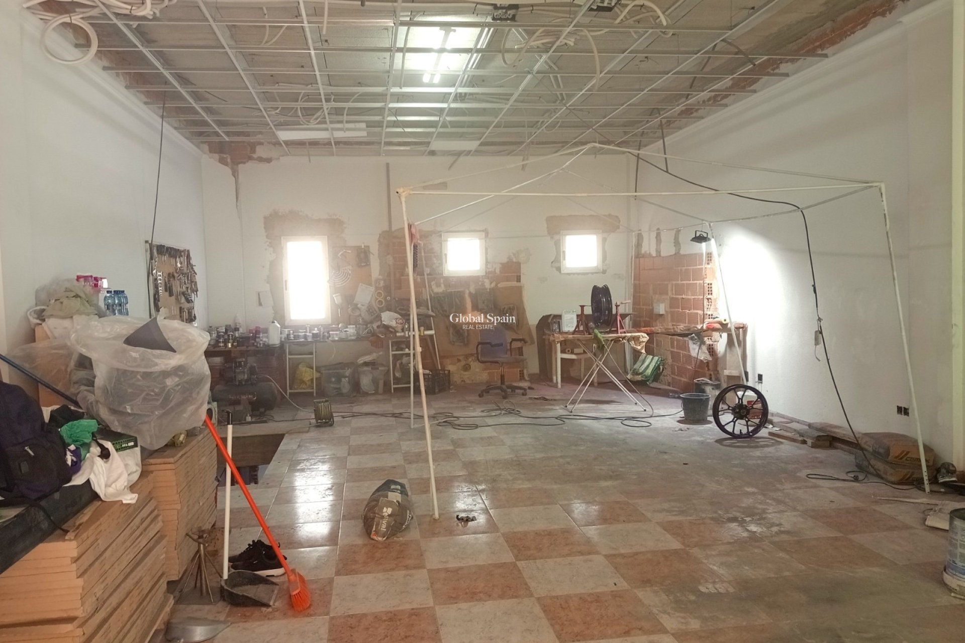 Wiederverkauf - Lokal -
LA NUCÍA - La nucia