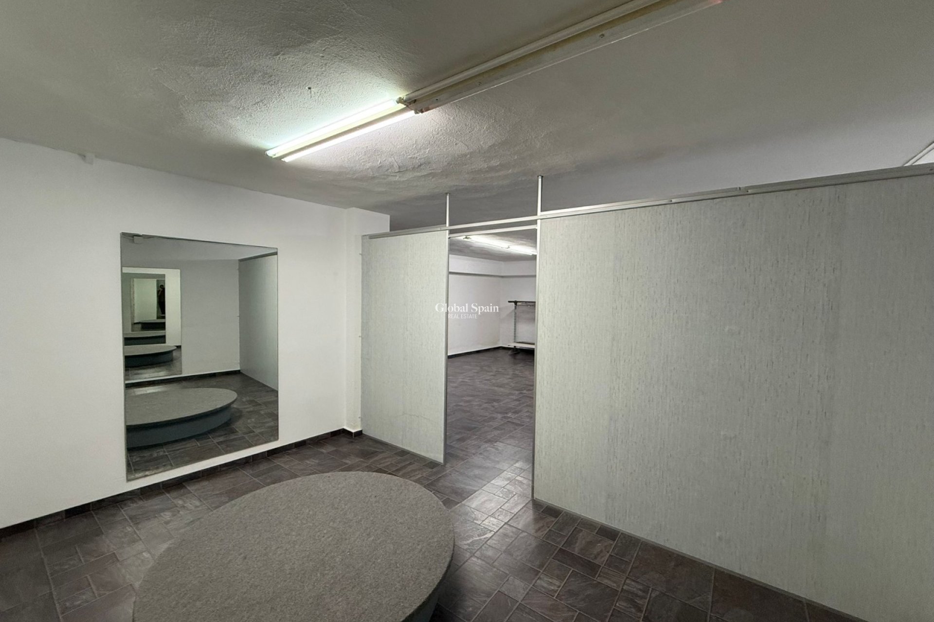 Wiederverkauf - Lokal -
TABERNES DE VALLDIGNA - Pueblo