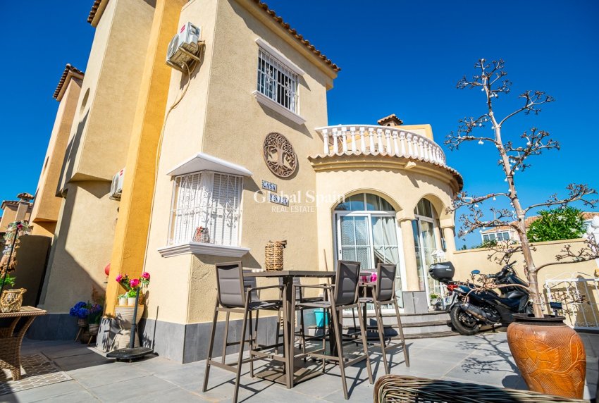 Wiederverkauf -  -
ORIHUELA COSTA - La Florida