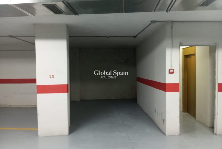 Wiederverkauf - Parking Space / Garage -
TORREVIEJA - La Mata