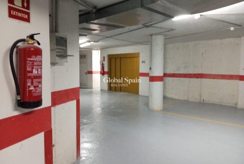 Wiederverkauf - Parking Space / Garage -
TORREVIEJA - La Mata