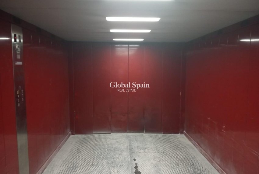 Wiederverkauf - Parking Space / Garage -
TORREVIEJA - La Mata