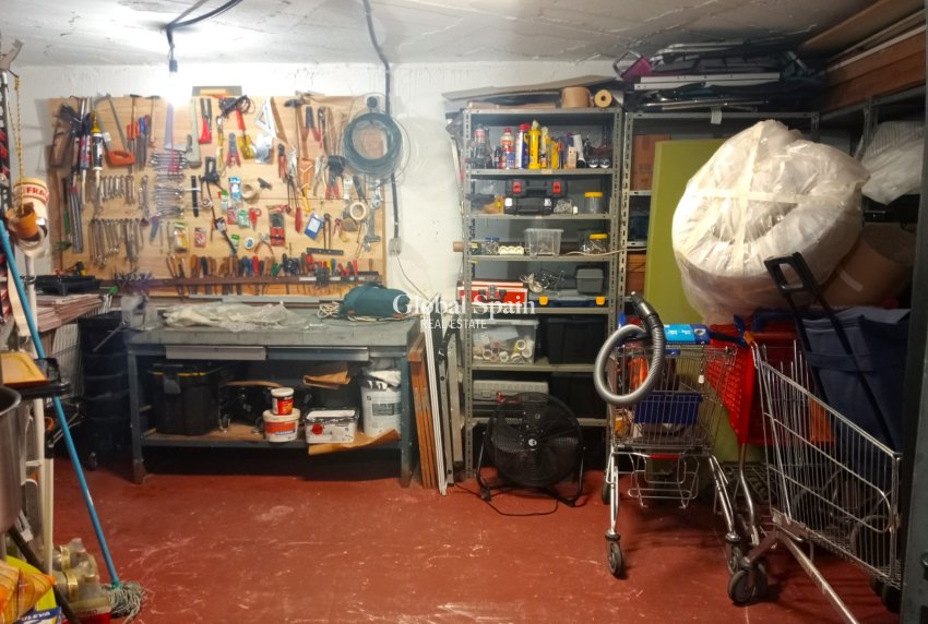 Wiederverkauf - Parking Space / Garage -
VILLAJOYOSA - Cala de Villajoyosa