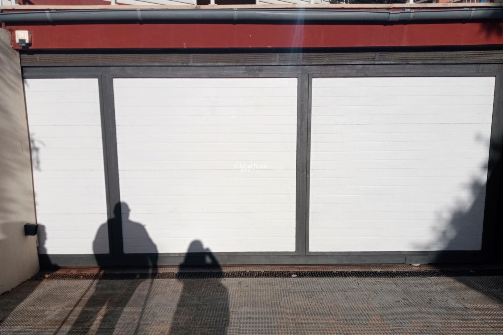 Wiederverkauf - Parking Space / Garage -
VILLAJOYOSA - Cala de Villajoyosa