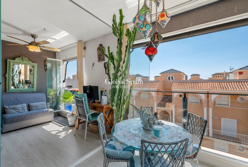 Wiederverkauf - Penthaus -
LA MATA