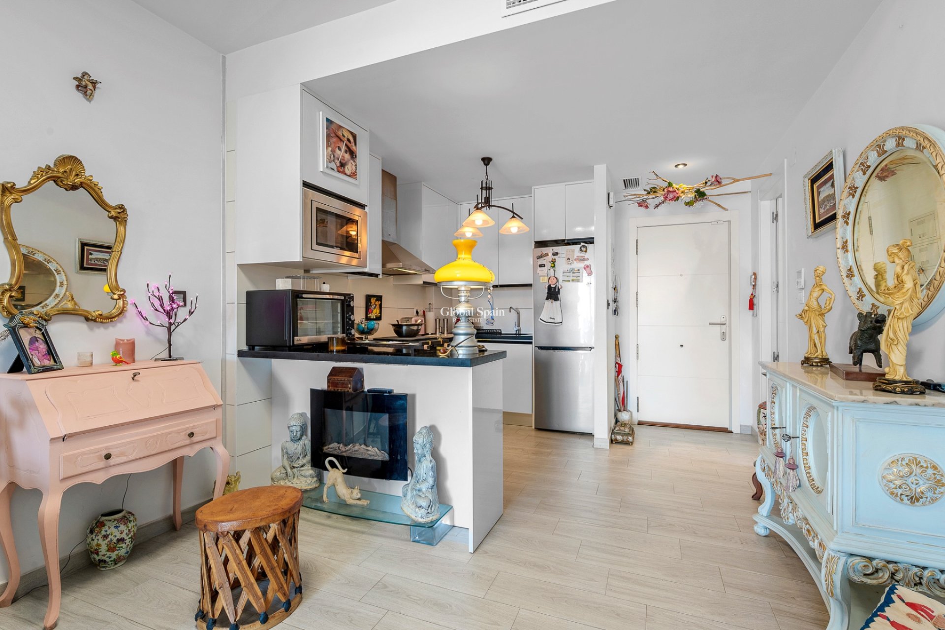 Wiederverkauf - Penthaus -
LA MATA