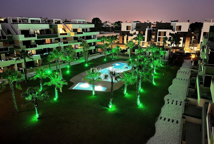 Wiederverkauf - Penthaus -
LOS BALCONES - LOS ALTOS