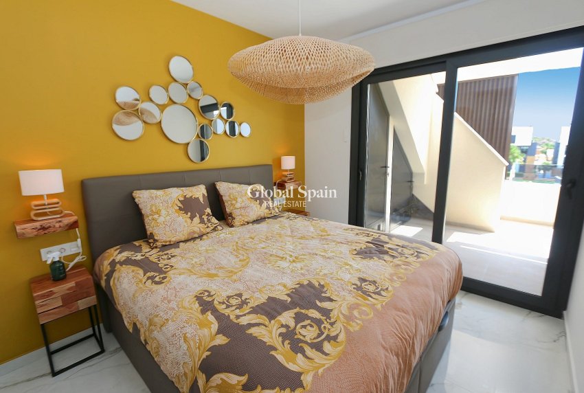 Wiederverkauf - Penthaus -
LOS BALCONES - LOS ALTOS