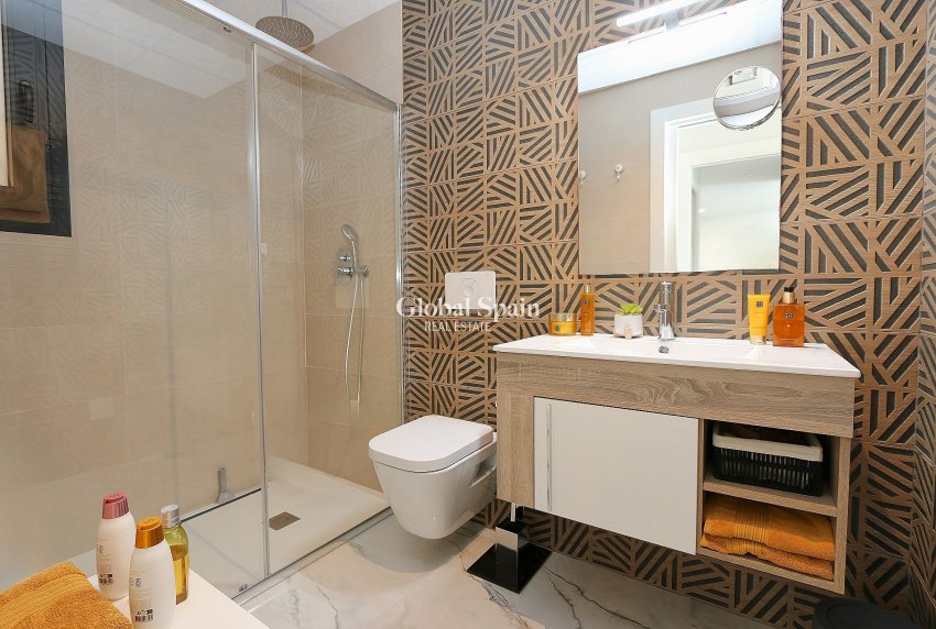 Wiederverkauf - Penthaus -
LOS BALCONES - LOS ALTOS