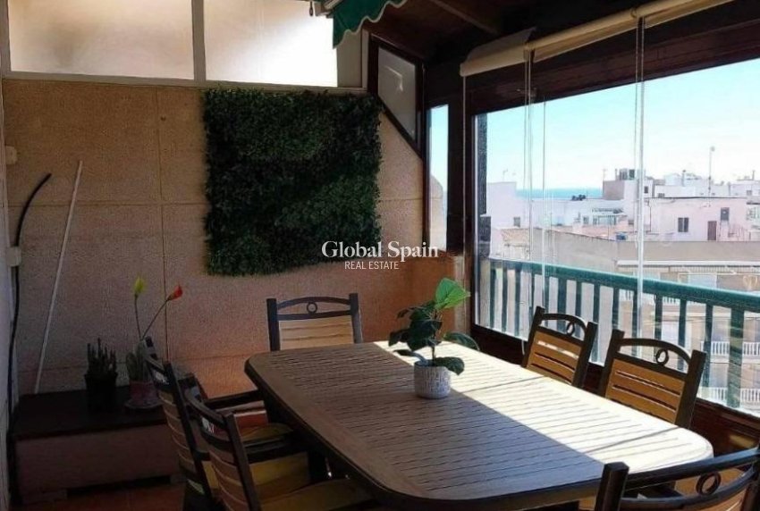 Wiederverkauf - Penthaus -
TORREVIEJA - La Mata