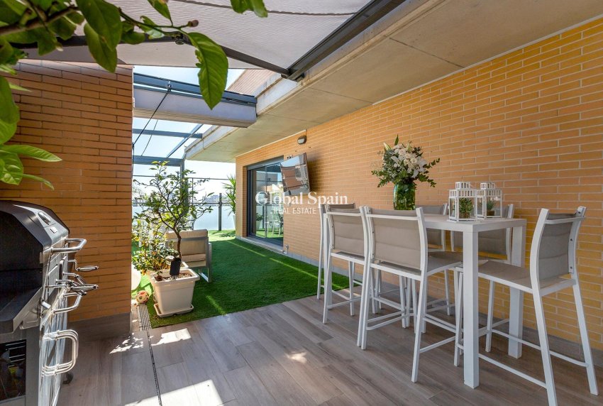 Wiederverkauf - PENTHOUSE -
ALICANTE - Pau 5