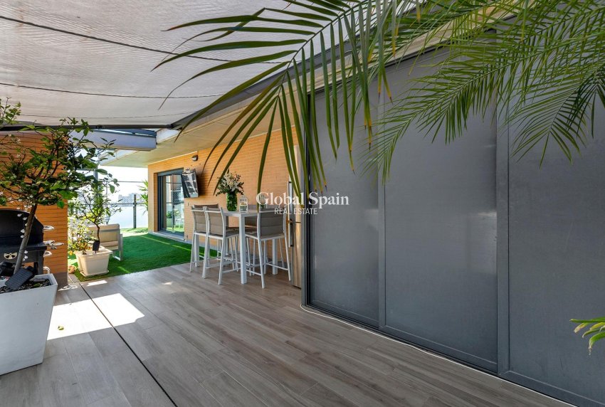 Wiederverkauf - PENTHOUSE -
ALICANTE - Pau 5