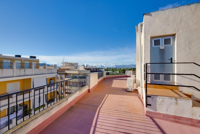 Wiederverkauf - PENTHOUSE -
ALMORADÍ - Parque De La U