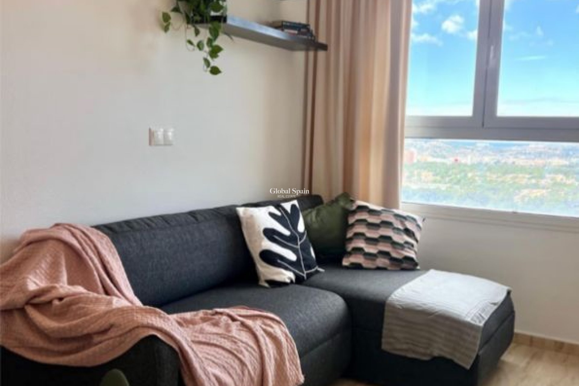 Wiederverkauf - PENTHOUSE -
BENIDORM - Costa Blanca