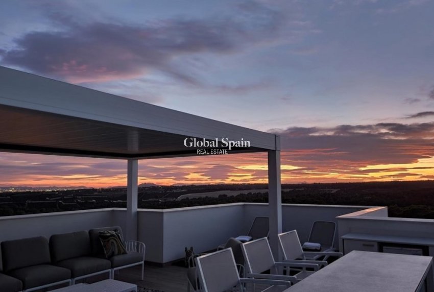 Wiederverkauf - PENTHOUSE -
CAMPOAMOR - Costa Blanca