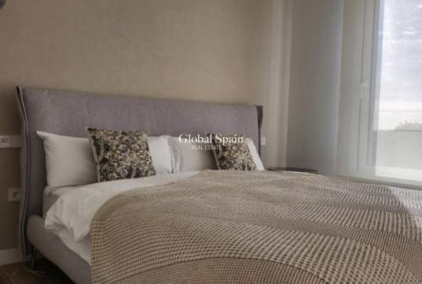 Wiederverkauf - PENTHOUSE -
CAMPOAMOR - Costa Blanca