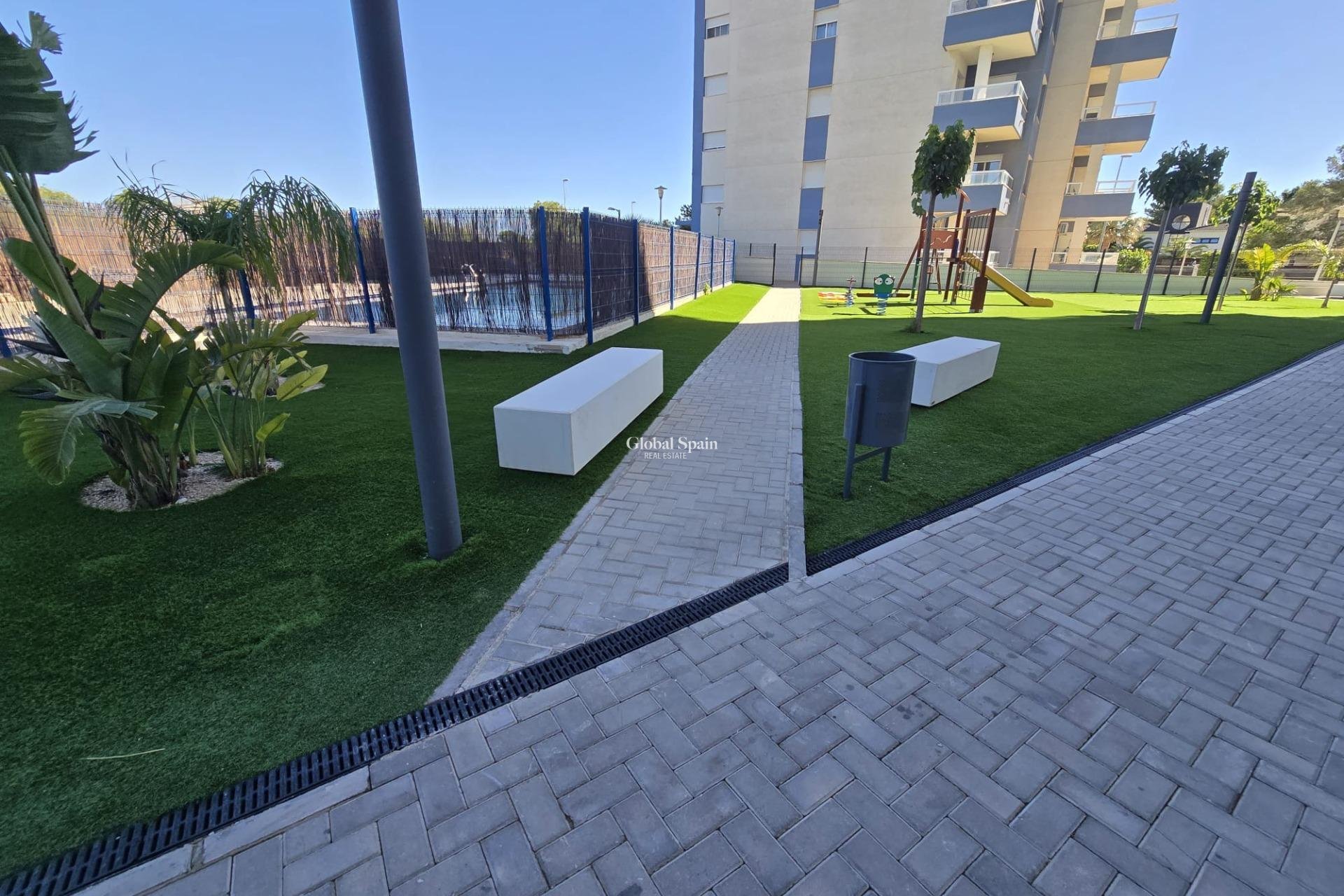 Wiederverkauf - PENTHOUSE -
CAMPOAMOR - DEHESA DE CAMPOAMOR