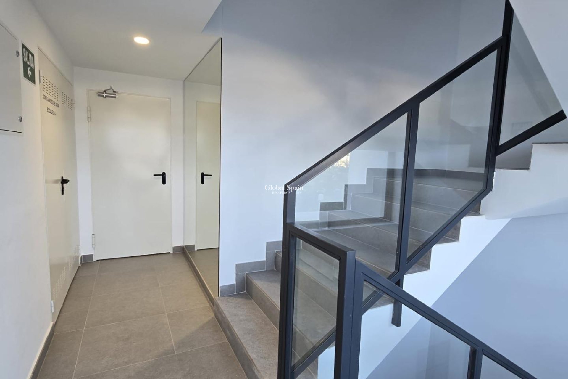 Wiederverkauf - PENTHOUSE -
CAMPOAMOR - DEHESA DE CAMPOAMOR