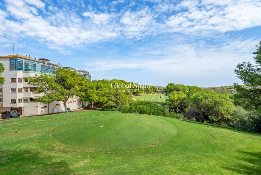 Wiederverkauf - PENTHOUSE -
DEHESA DE CAMPOAMOR - Costa Blanca