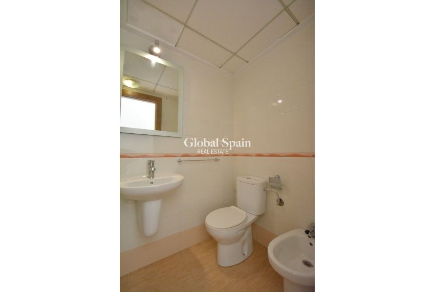 Wiederverkauf - PENTHOUSE -
GUARDAMAR DEL SEGURA - Costa Blanca