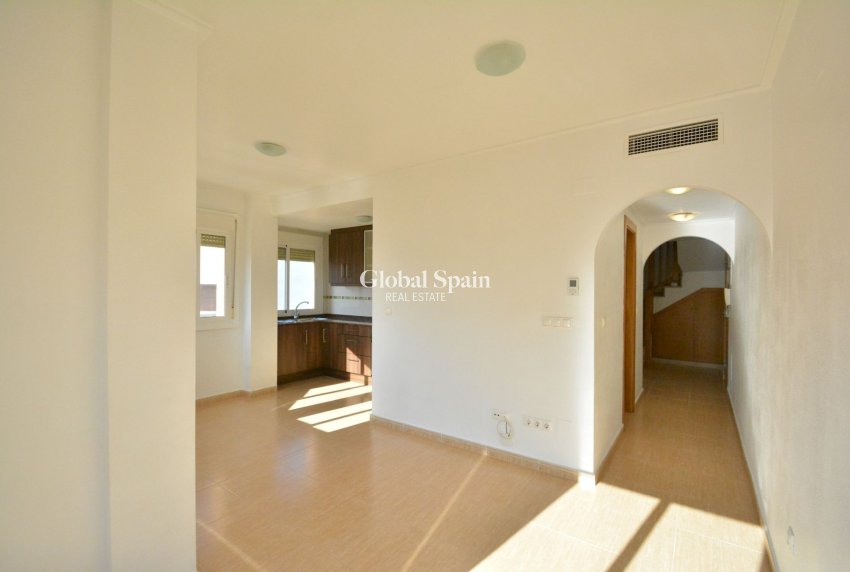 Wiederverkauf - PENTHOUSE -
GUARDAMAR DEL SEGURA - Costa Blanca