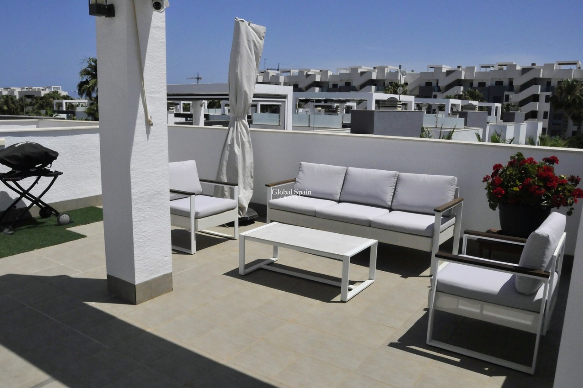 Wiederverkauf - PENTHOUSE -
GUARDAMAR DEL SEGURA - Costa Blanca