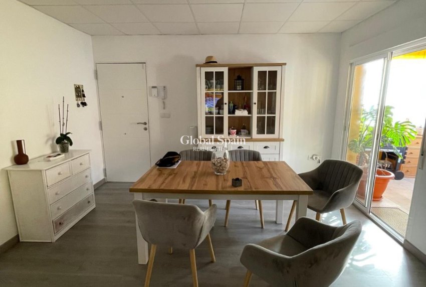 Wiederverkauf - PENTHOUSE -
GUARDAMAR DEL SEGURA - Costa Blanca