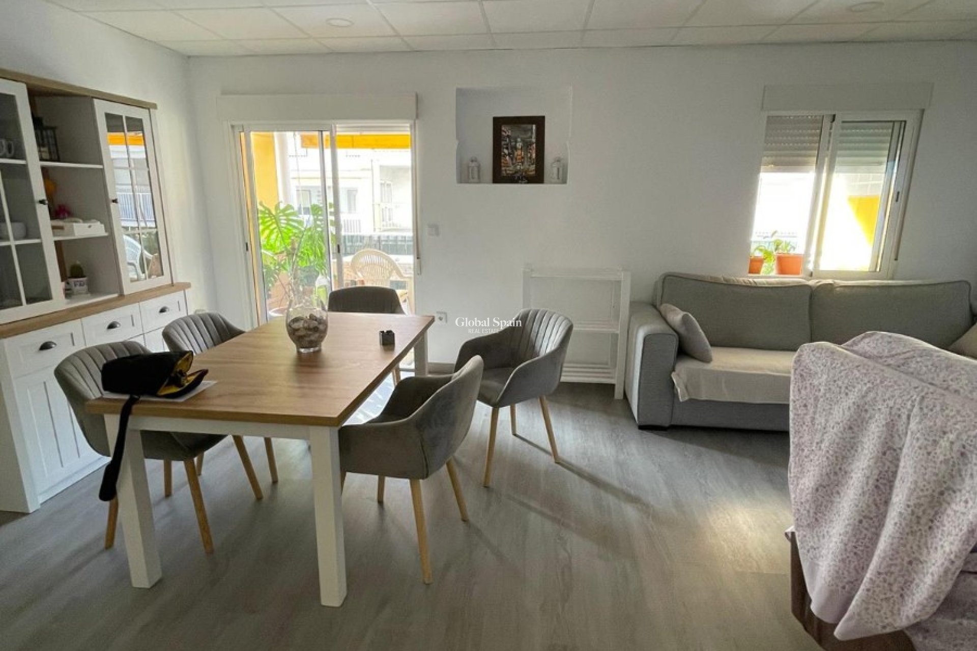 Wiederverkauf - PENTHOUSE -
GUARDAMAR DEL SEGURA - Costa Blanca