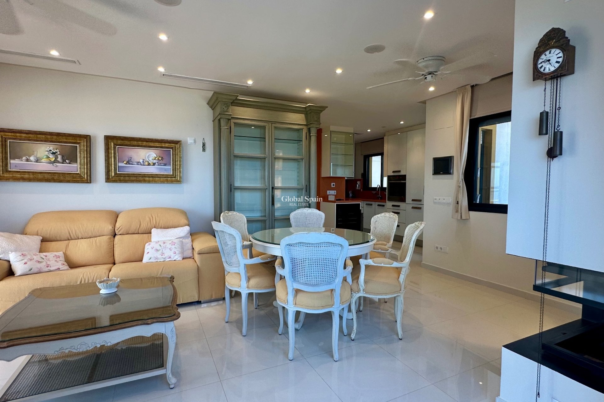 Wiederverkauf - PENTHOUSE -
GUARDAMAR DEL SEGURA - Marjal Beach