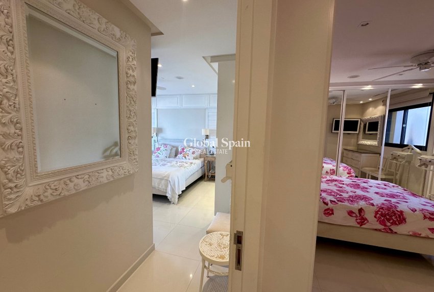 Wiederverkauf - PENTHOUSE -
GUARDAMAR DEL SEGURA - Marjal Beach