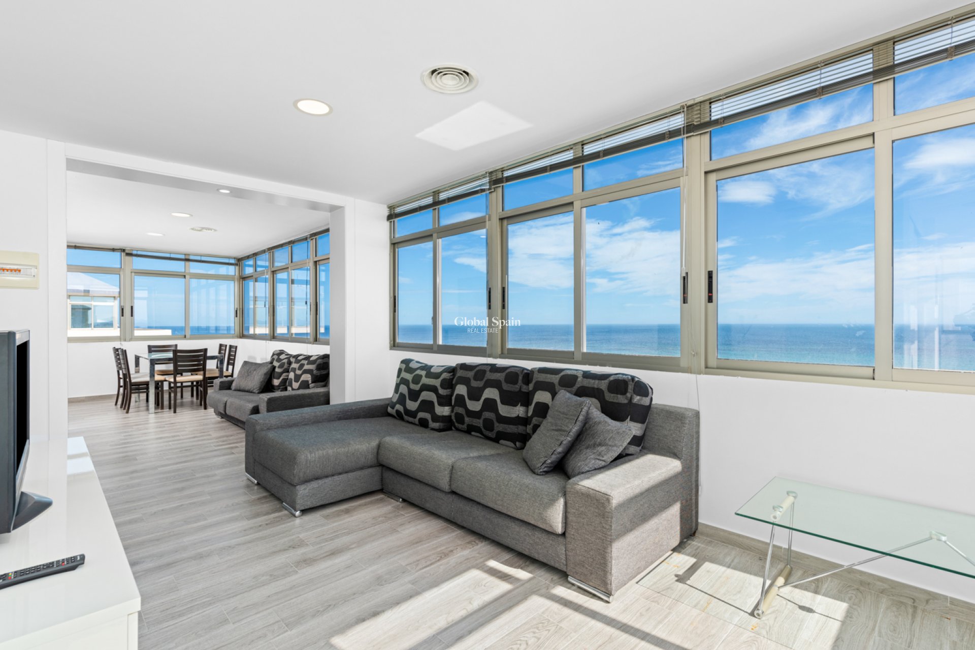 Wiederverkauf - PENTHOUSE -
LA MANGA DEL MAR MENOR