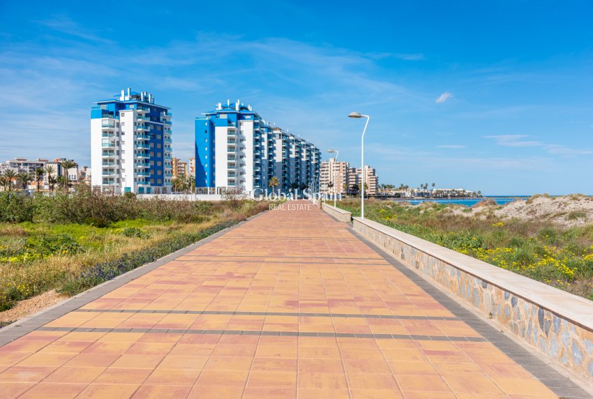 Wiederverkauf - PENTHOUSE -
LA MANGA DEL MAR MENOR
