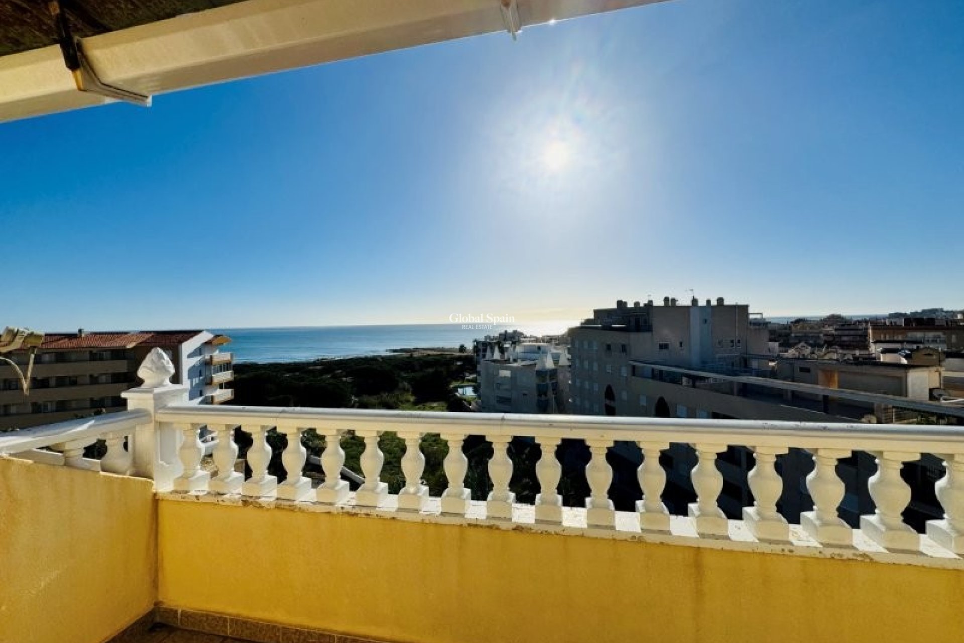 Wiederverkauf - PENTHOUSE -
LA MATA - Costa Blanca