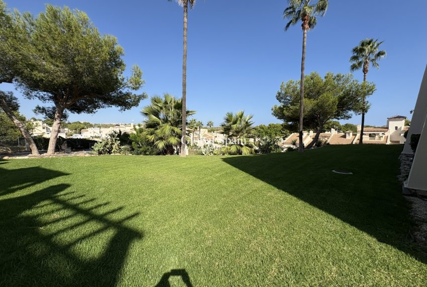 Wiederverkauf - PENTHOUSE -
LAS RAMBLAS GOLF - Costa Blanca
