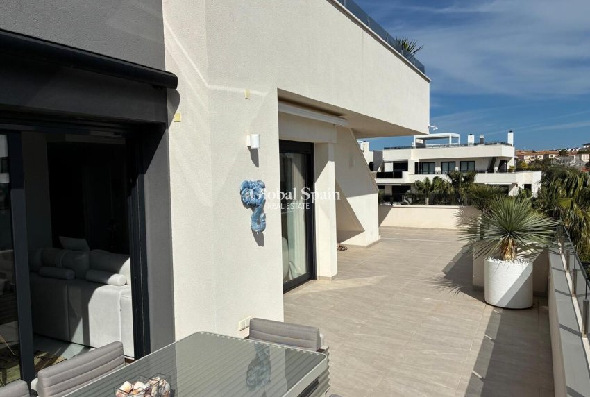 Wiederverkauf - PENTHOUSE -
Los Almendros (Orihuela-Costa) - Costa Blanca