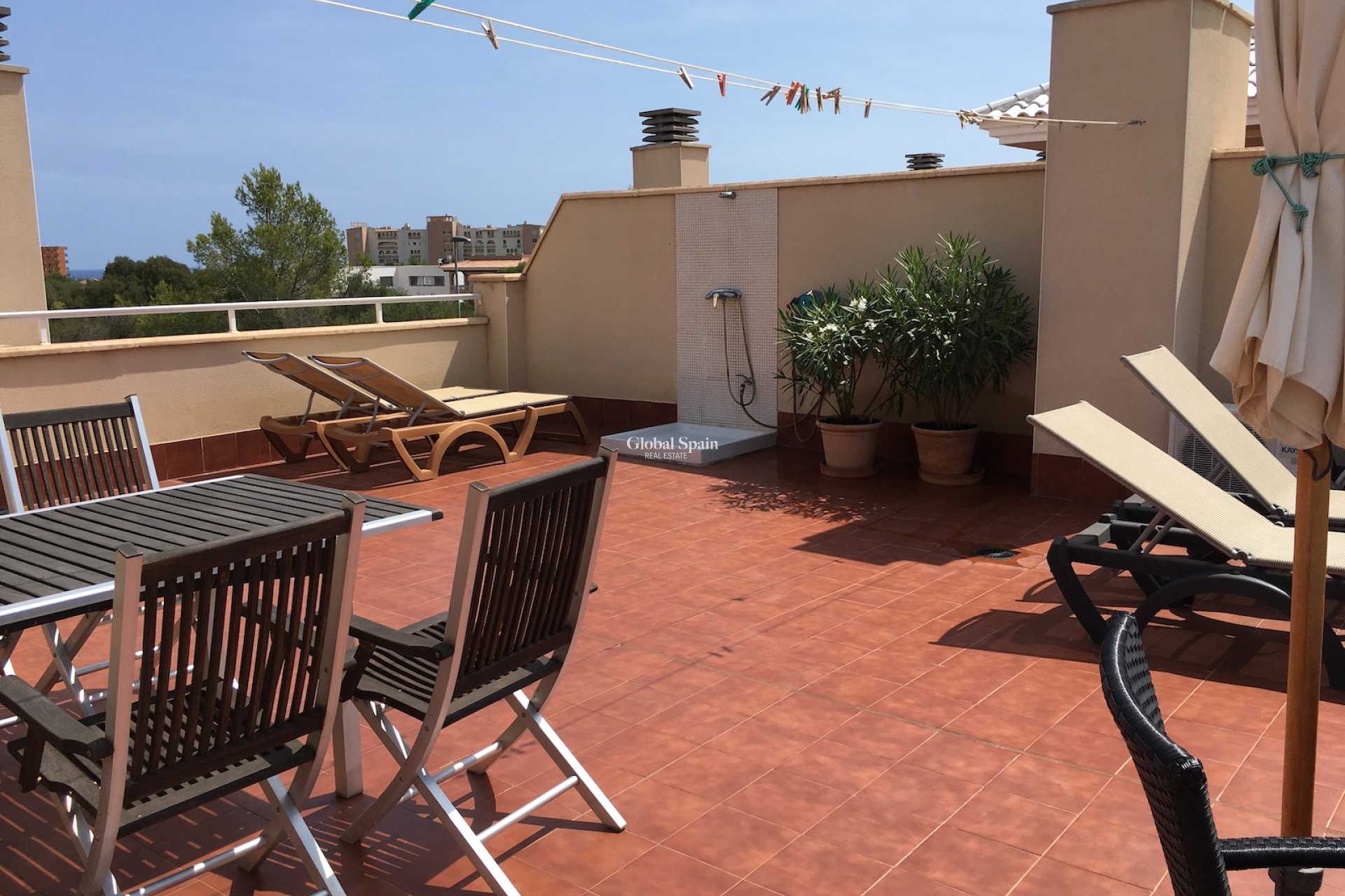 Wiederverkauf - PENTHOUSE -
MANACOR - optional location detail