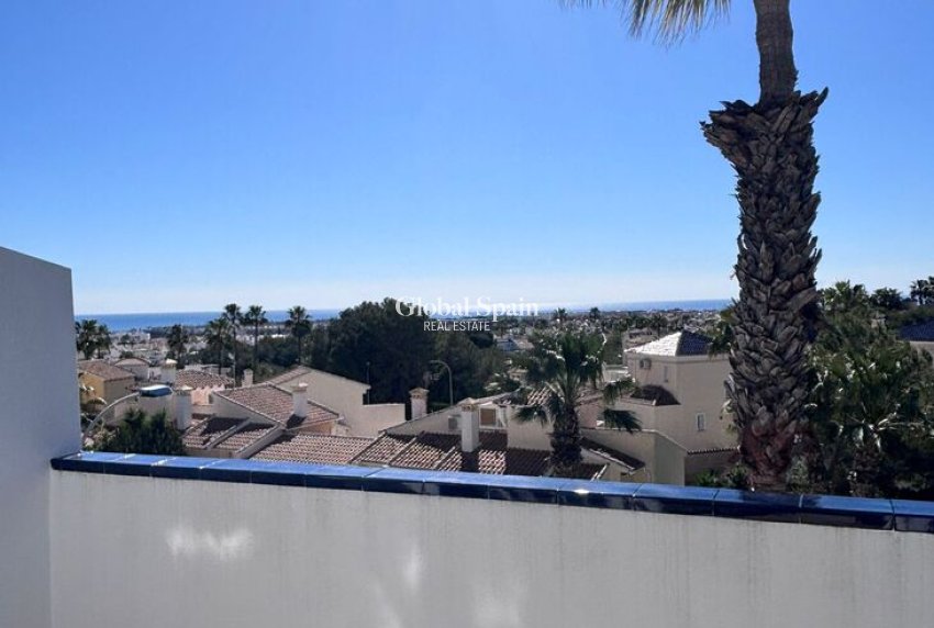 Wiederverkauf - PENTHOUSE -
ORIHUELA COSTA - Costa Blanca