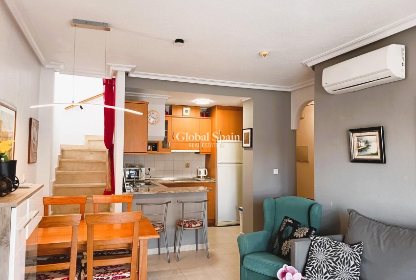 Wiederverkauf - PENTHOUSE -
ORIHUELA COSTA - Costa Blanca