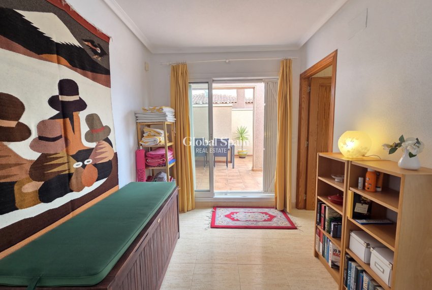 Wiederverkauf - PENTHOUSE -
ORIHUELA COSTA - Costa Blanca