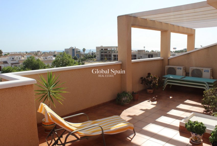 Wiederverkauf - PENTHOUSE -
ORIHUELA COSTA - Costa Blanca