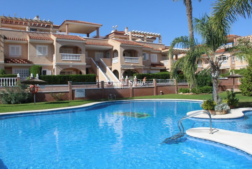 Wiederverkauf - PENTHOUSE -
ORIHUELA COSTA - Costa Blanca