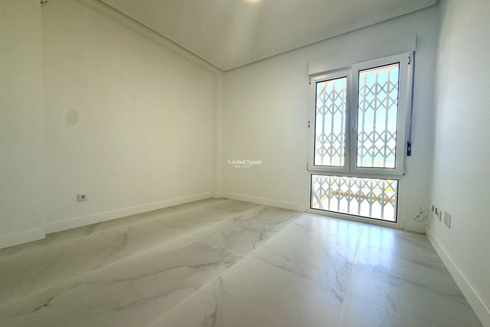 Wiederverkauf - PENTHOUSE -
ORIHUELA COSTA - Costa Blanca