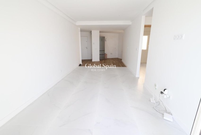 Wiederverkauf - PENTHOUSE -
ORIHUELA COSTA - Costa Blanca