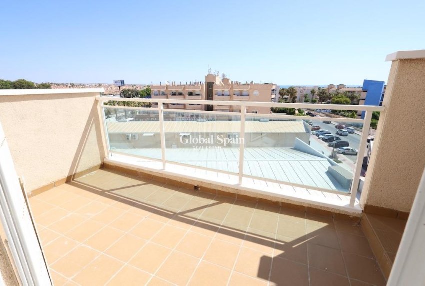 Wiederverkauf - PENTHOUSE -
ORIHUELA COSTA - Costa Blanca