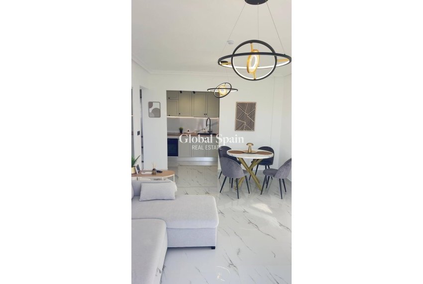 Wiederverkauf - PENTHOUSE -
ORIHUELA COSTA - La Zenia