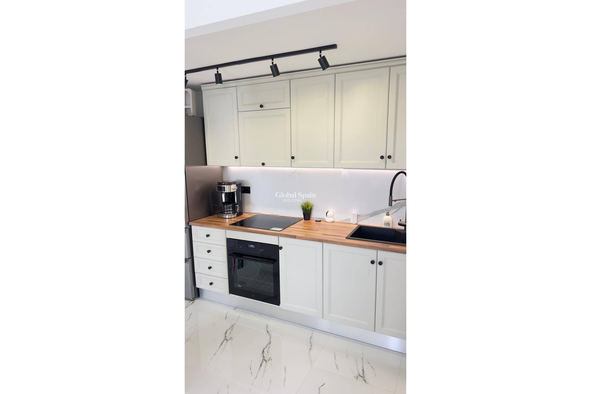 Wiederverkauf - PENTHOUSE -
ORIHUELA COSTA - La Zenia