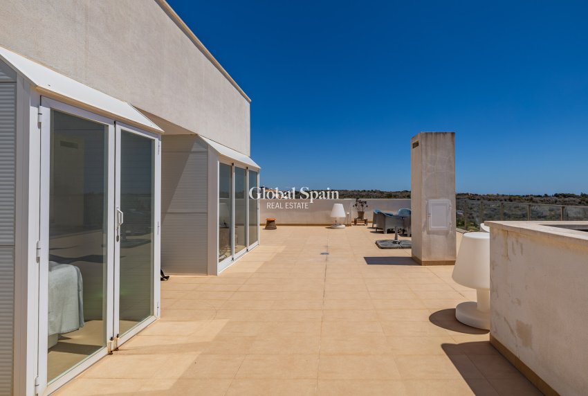 Wiederverkauf - PENTHOUSE -
ORIHUELA COSTA - Las Ramblas Golf